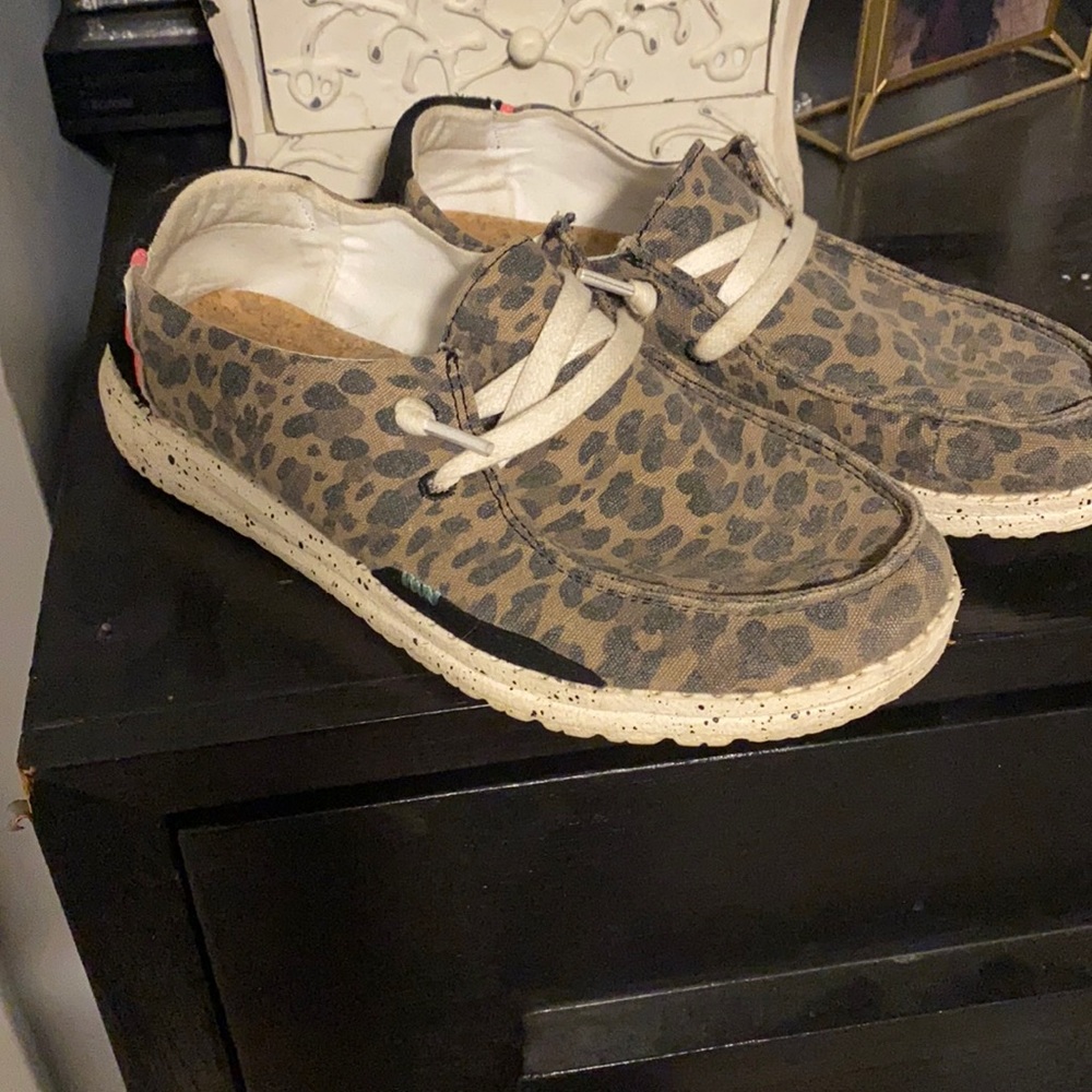 Cheetah print Hey Dudes!!